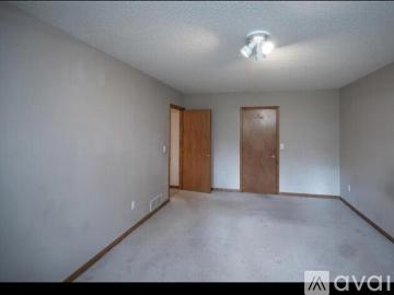 2 BR, 1 BA Apartment 705 Grundhoefer Ct, Northfield, MN 55057