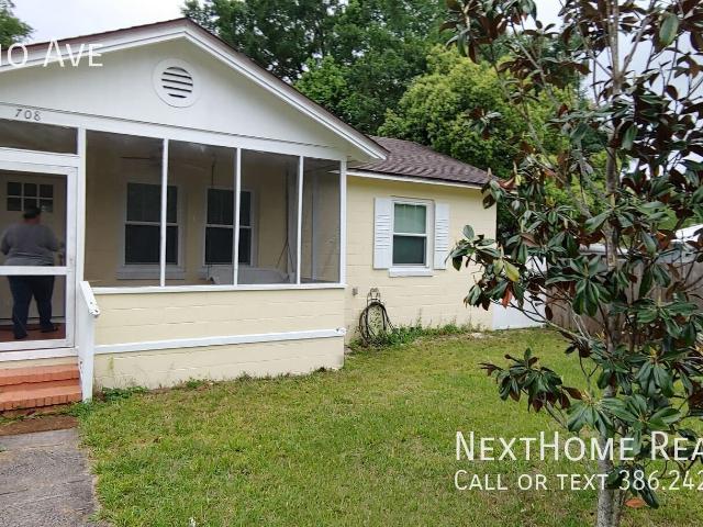 2 BR, 1 BA Apartment 708 E Ohio Ave, DeLand, FL 32724