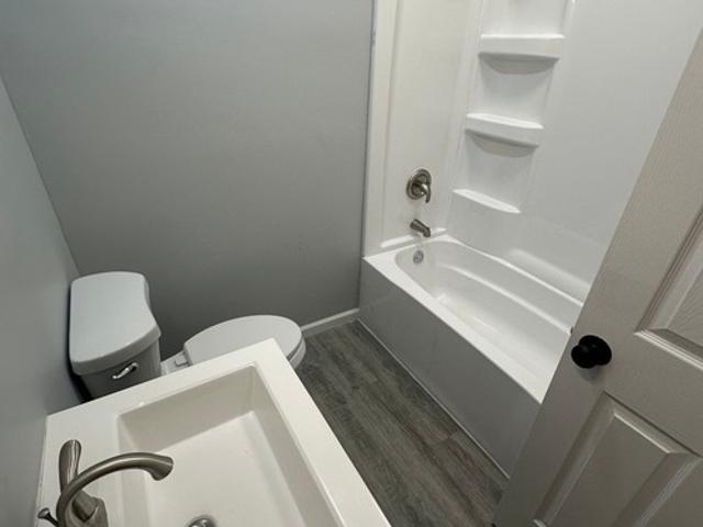 2 BR, 1 BA Apartment 708 East Maryland Street, Evansville, IN 47711