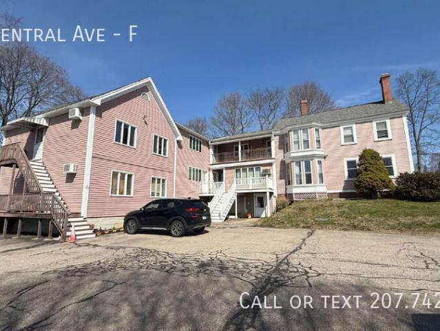 2 BR, 1 BA Apartment 712 Central Ave, Dover, NH 03820