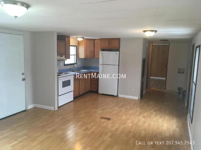 2 BR, 1 BA Apartment 715 College Ave, Old Town, ME 04468