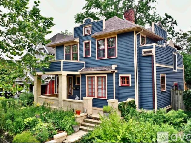 2 BR, 1 BA Apartment 715 North St, Unit 2, Lafayette, IN 47901