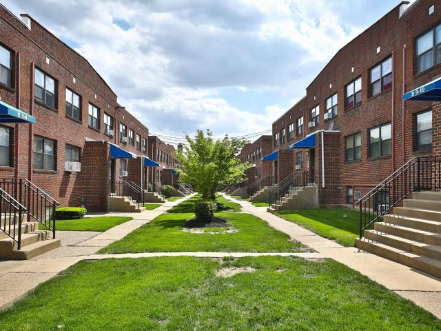 2 BR, 1 BA Apartment 7201 Revere St Unit 2, Philadelphia, PA 19149