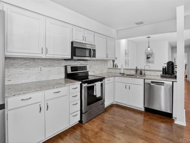2 BR, 1 BA Apartment 7205 South Gaylord Street, Centennial, CO 80122