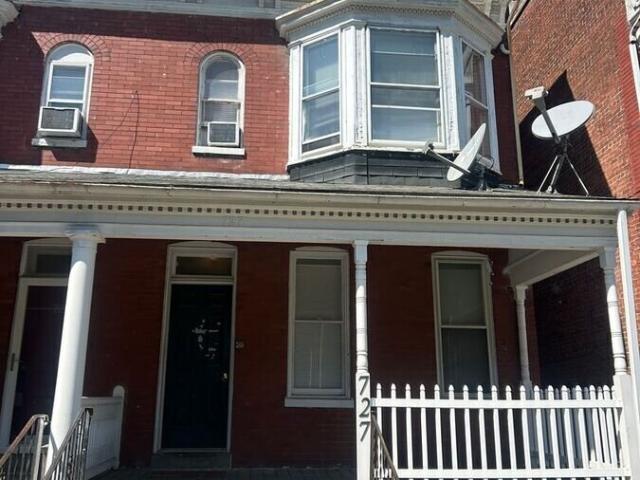 2 BR, 1 BA Apartment 727 Linden Ave, York, PA 17404