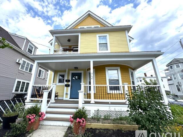 2 BR, 1 BA Apartment 72 Winchester St, Unit 1, Medford, MA 02155