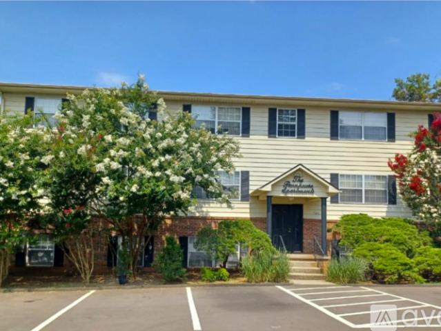 2 BR, 1 BA Apartment 7320 Old Clinton Pike, Unit 7, Knoxville, TN 37921