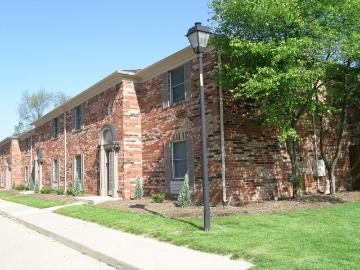 2 BR, 1 BA Apartment 7344 Meridian Hills Ct Unit 09 7481A, Indianapolis, IN 46260