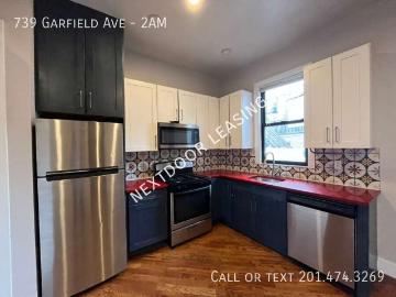 2 BR, 1 BA Apartment 739 Garfield Ave, Jersey City, NJ 07305