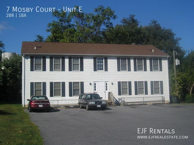 2 BR, 1 BA Apartment 7 Mosby Court, Round Hill, VA 20141