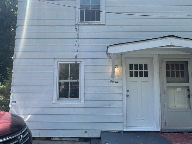 2 BR, 1 BA Apartment 7 Sherman Avenue, Harrisburg, PA 17103