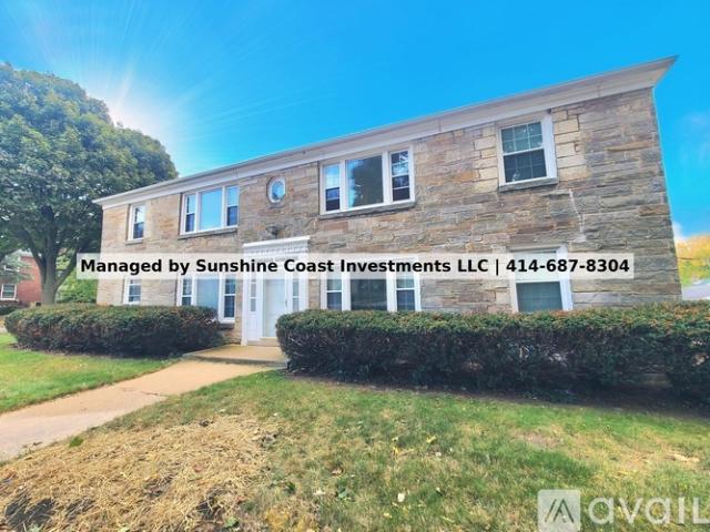 2 BR, 1 BA Apartment 8505 W Center Street, Unit 3, Milwaukee, WI 53222