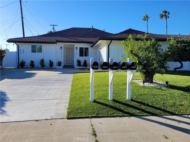 2 BR, 1 BA Apartment 8601 Delco Avenue, Winnetka, CA 91306