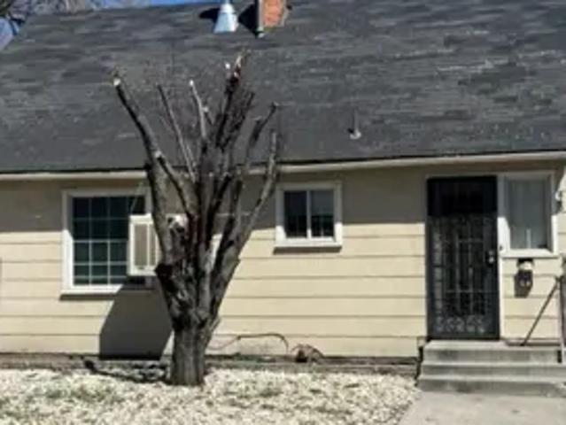 2 BR, 1 BA Apartment 860 Wright Way, Sparks, NV 89431