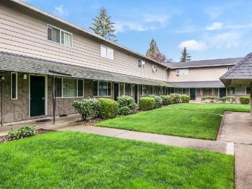 2 BR, 1 BA Apartment 8701 E Mill Plain Boulevard Unit 005, Vancouver, WA 98664