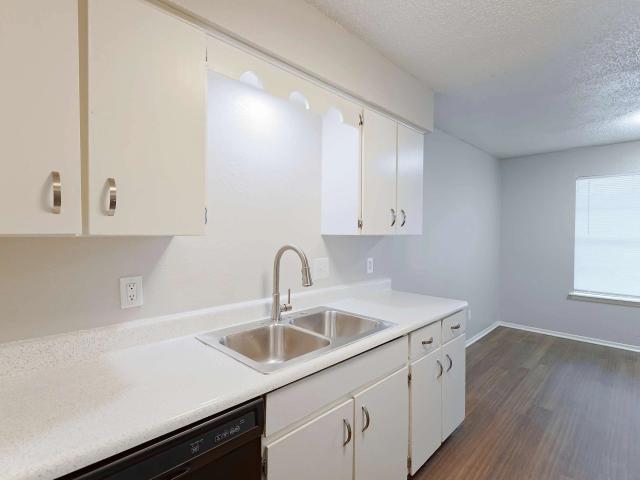 2 BR, 1 BA Apartment 8701 I 30 Frontage Road Unit Bldg 18 186, Little Rock, AR 72209