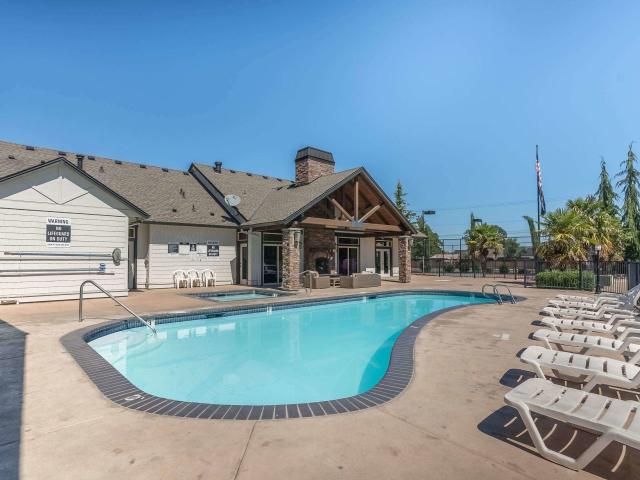 2 BR, 1 BA Apartment 872 W Main St Unit FF 266, Molalla, OR 97038