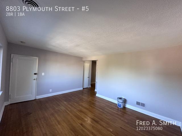 2 BR, 1 BA Apartment 8803 Plymouth Street, Silver Spring, MD 20901
