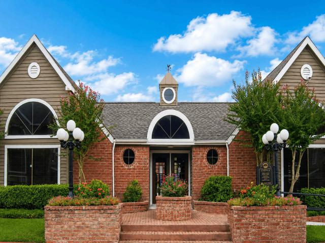 2 BR, 1 BA Apartment 8811 Boone Road Unit 1505, Houston, TX 77099