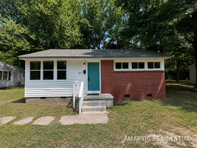 2 BR, 1 BA Apartment 807 Candlewood Dr, Kinston, NC 28501