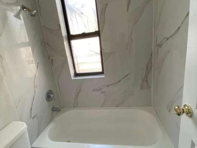 2 BR, 1 BA Apartment 80 Linden St, Yonkers, NY 10701