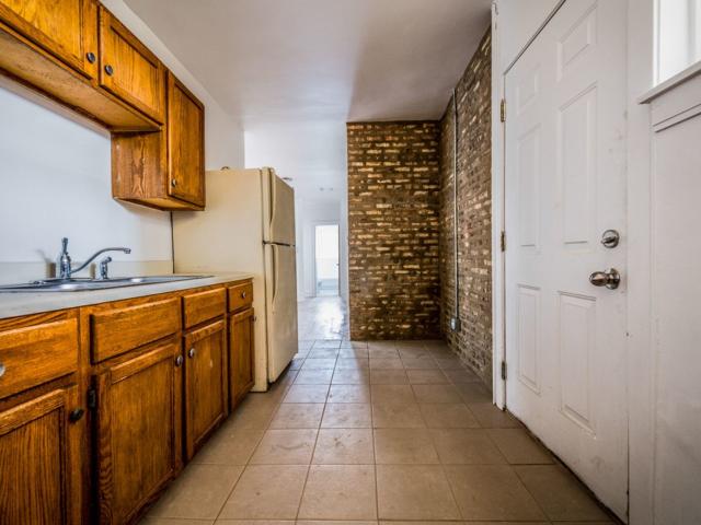 2 BR, 1 BA Apartment 8101 S Justine St Unit 1515 2, Chicago, IL 60620