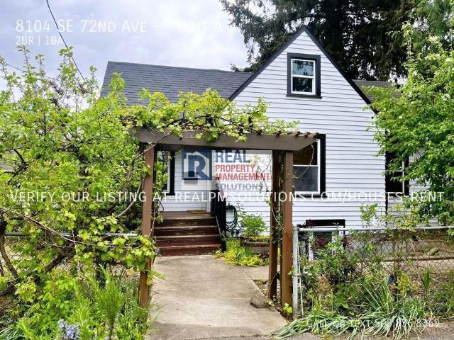 2 BR, 1 BA Apartment 8104 SE 72nd Ave, Portland, OR 97206