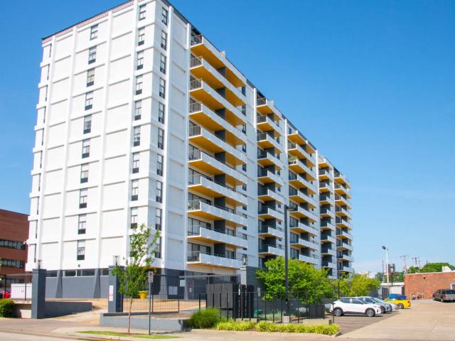 2 BR, 1 BA Apartment 810 Washington Avenue Unit 0200, Memphis, TN 38105