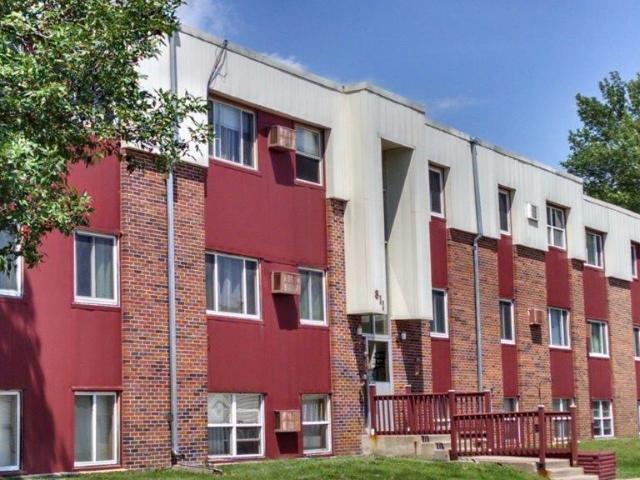 2 BR, 1 BA Apartment 811 Eighth Street Unit 04, Farmington, MN 55024