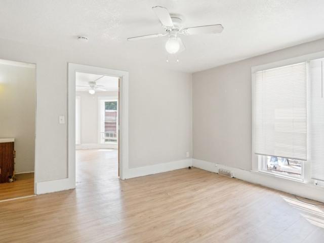 2 BR, 1 BA Apartment 815 West 23rd Street Unit #3, Cedar Falls, IA 50613