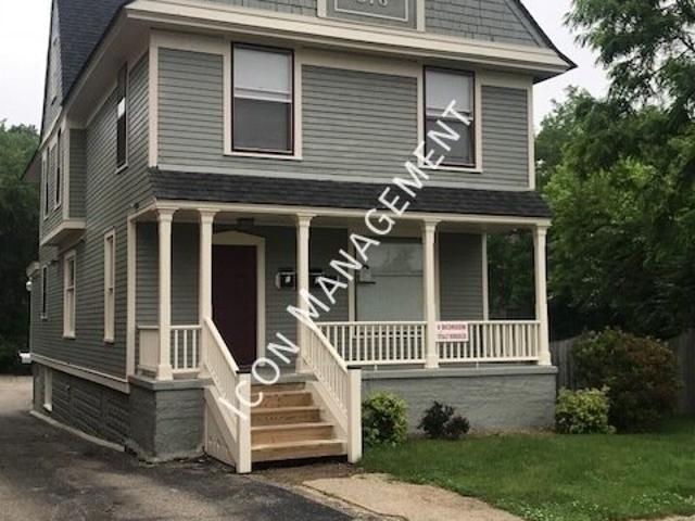 2 BR, 1 BA Apartment 816 W Main St, Kalamazoo, MI 49007