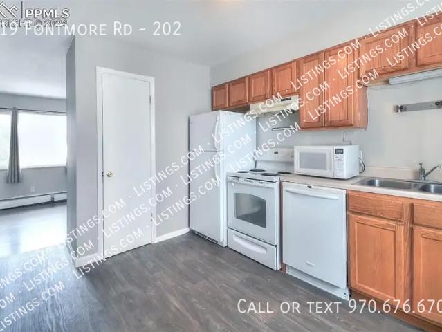 2 BR, 1 BA Apartment 819 Fontmore Rd, Colorado Springs, CO 80904