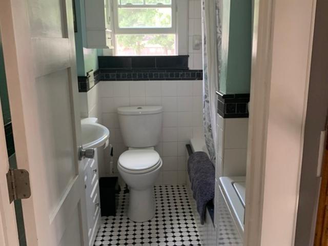 2 BR, 1 BA Apartment 81 Baker St, Unit 1, Warren, RI 02906