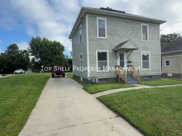 2 BR, 1 BA Apartment 820 1st Ave E Unit, Newton, IA 50208