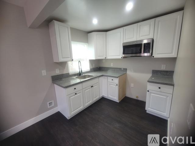 2 BR, 1 BA Apartment 821 S Van Ness Ave, Unit A, Santa Ana, CA 92701