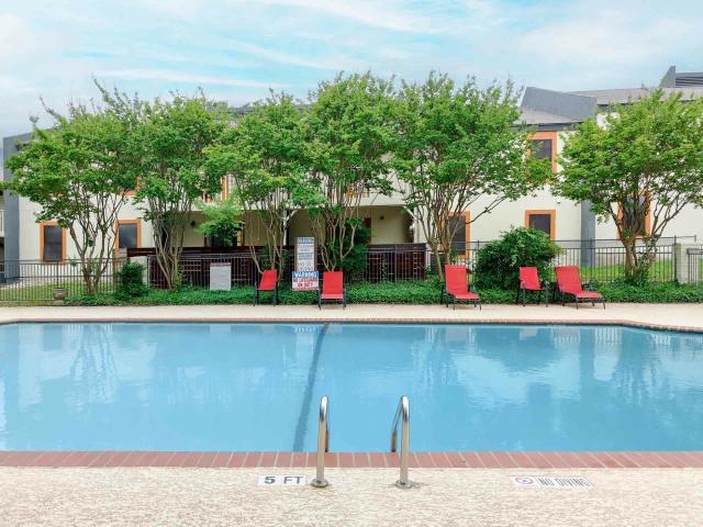 2 BR, 1 BA Apartment 8220 Research Blvd Unit 8232 259, Austin, TX 78758