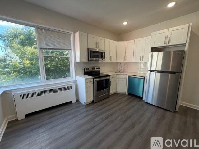 2 BR, 1 BA Apartment 824 Avenue C, Unit B3, Bayonne, NJ 07002