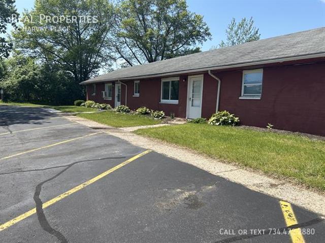 2 BR, 1 BA Apartment 82 Harvey Place, Ypsilanti, MI 48198