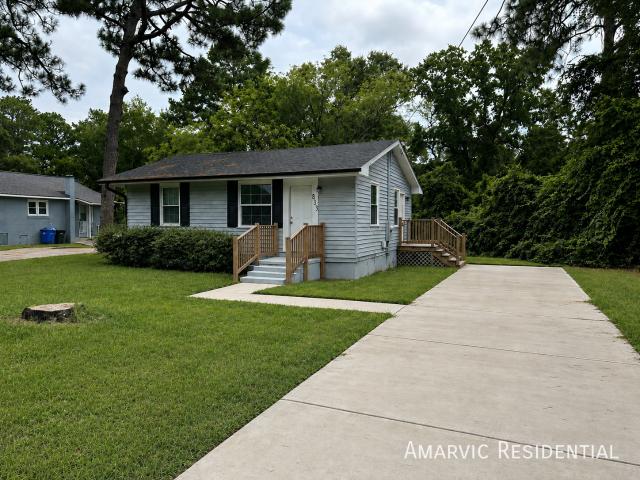 2 BR, 1 BA Apartment 833 Amye St, Fayetteville, NC 28301