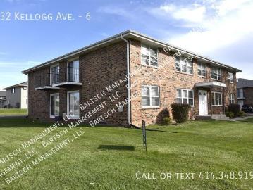 2 BR, 1 BA Apartment 832 Kellogg Ave Janesville, WI 53546