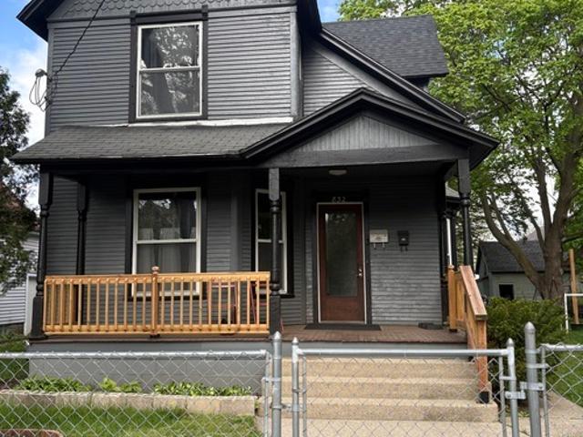 2 BR, 1 BA Apartment 832 Mc Reynolds Avenue Northwest, Unit 2, Grand Rapids, MI 49504