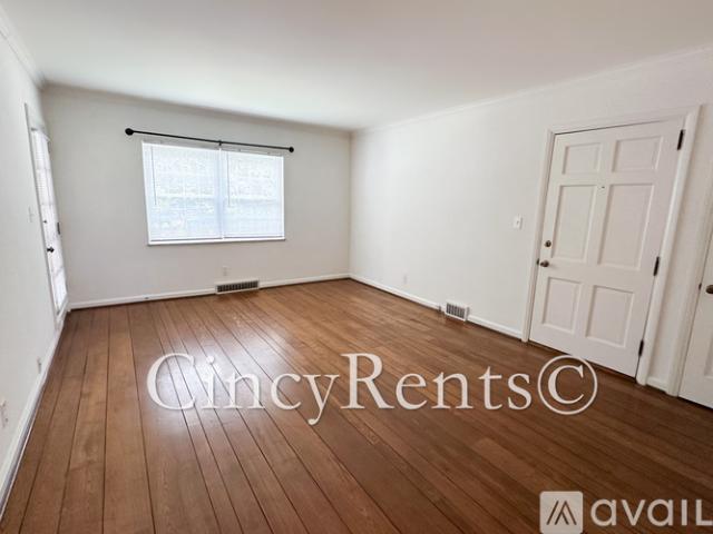 2 BR, 1 BA Apartment 837 Van Dyke Dr, Unit 1, Cincinnati, OH 45226