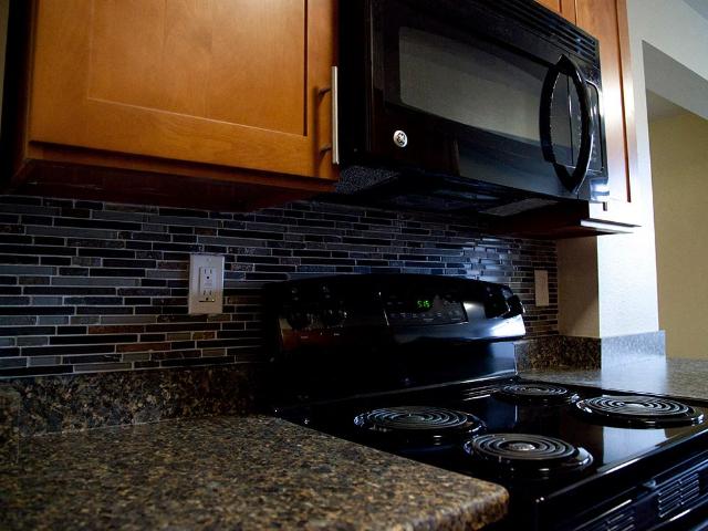 2 BR, 1 BA Apartment 8340 Rainier Ave S Unit 212, Seattle, WA 98118