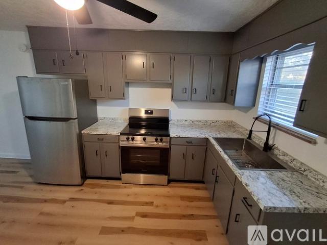 2 BR, 1 BA Apartment 838 840 Jarnigan Avenue, Unit 838, Morristown, TN 37813