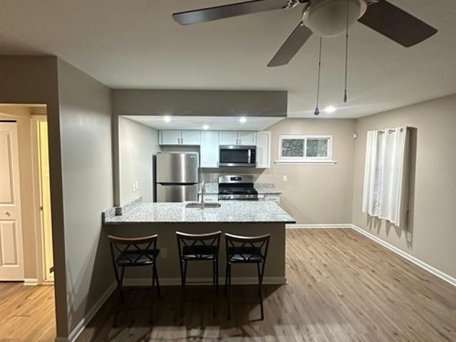 2 BR, 1 BA Apartment 8 Cedar Avenue, Unit F, Towson, MD 21286