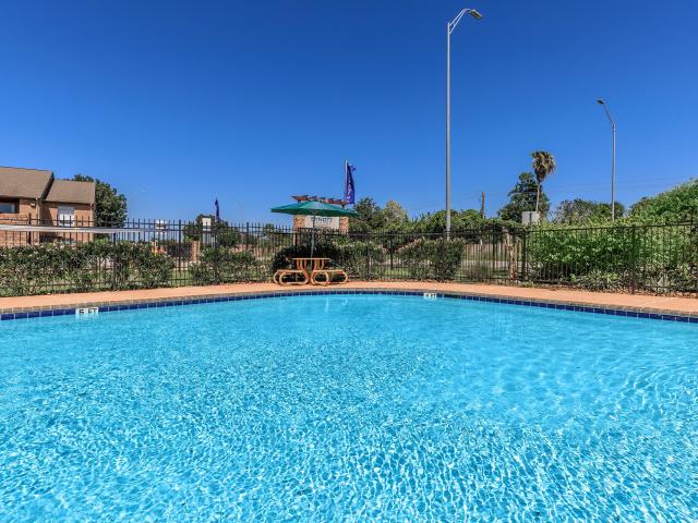 2 BR, 1 BA Apartment 9402 Synott Road Unit 306, Houston, TX 77083
