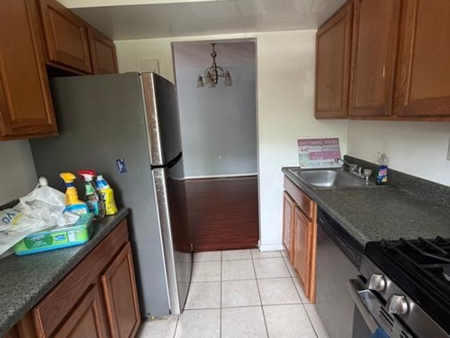 2 BR, 1 BA Apartment 9455 Fairfax Boulevard, Unit 304, Fairfax, VA 22031