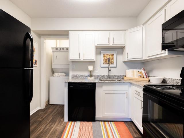 2 BR, 1 BA Apartment 945 Mohawk Hills Drive Unit I0770B, Carmel, IN 46032
