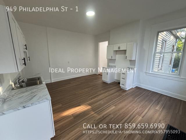 2 BR, 1 BA Apartment 949 Philadelphia St, Covington, KY 41011
