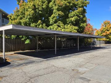 2 BR, 1 BA Apartment 950 Village Green Ln Unit 02 1011, Waterford, MI 48328